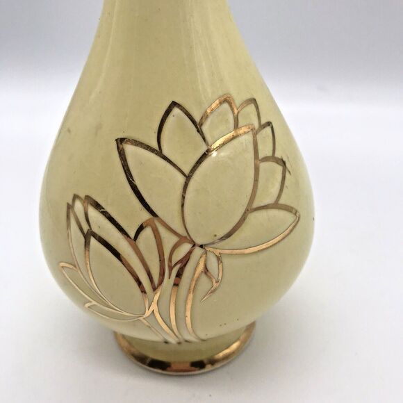 Vintage Golden Aero Warranted 22 K Gold Pale Yellow Lotus Flower Flute Bud Vase - Picture 2 of 10